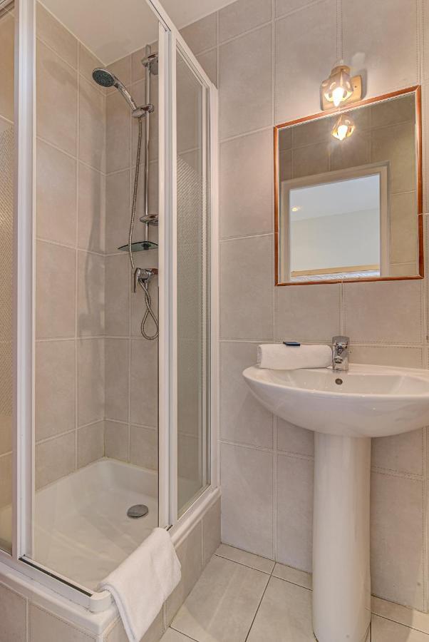 Apartment President - Alpes Travel - Central Chamonix - Sleeps 12 Exterior foto